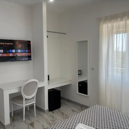 Darival Nomentana מלון 3*